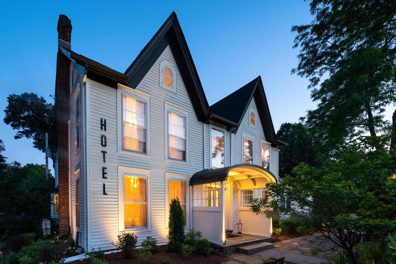 Twin Gables Of Woodstock Hotel Luaran gambar