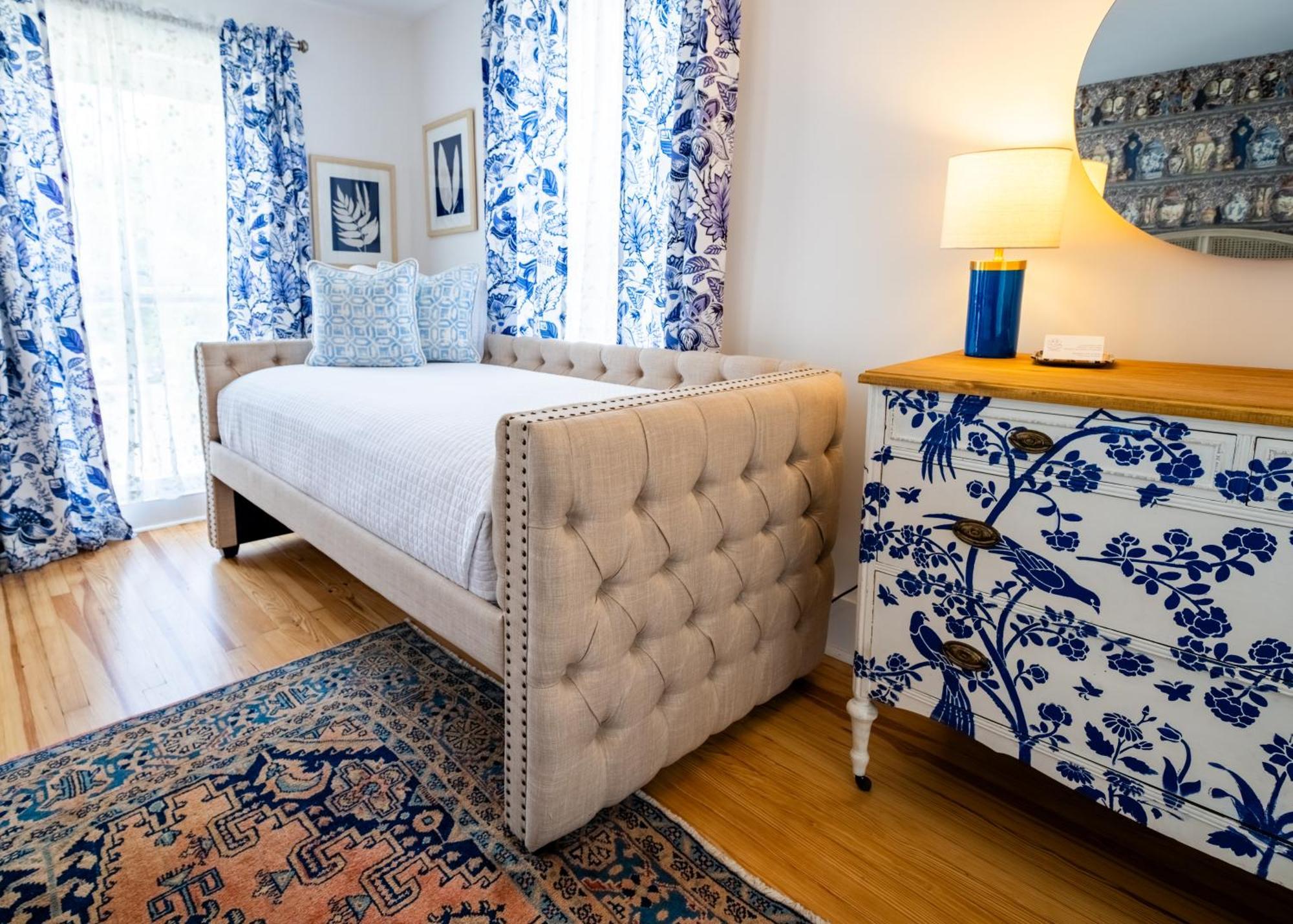 Twin Gables Of Woodstock Hotel Luaran gambar